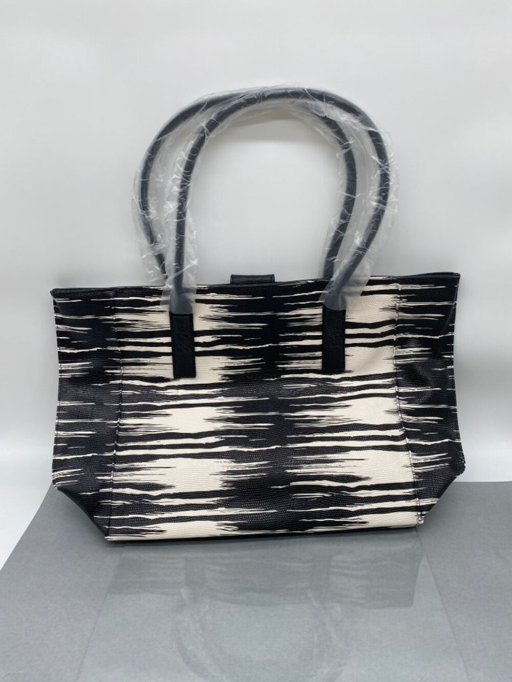 Estee Lauder Black & White Tote Bag